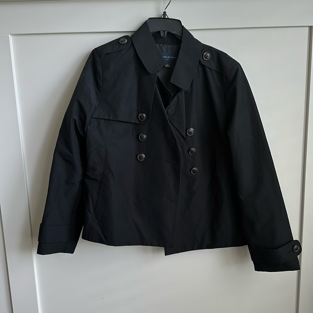 Banana Republic cropped trench, black, large